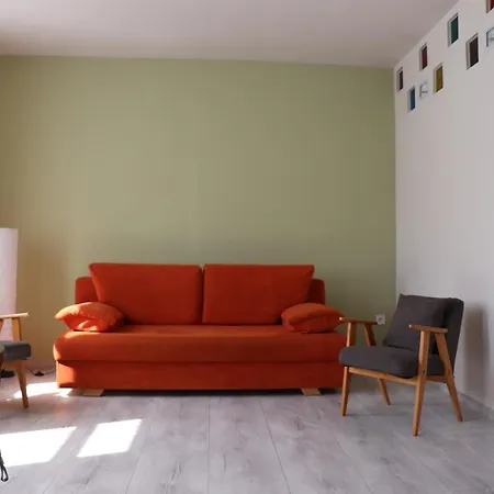 Gramofon Apartman * Eger